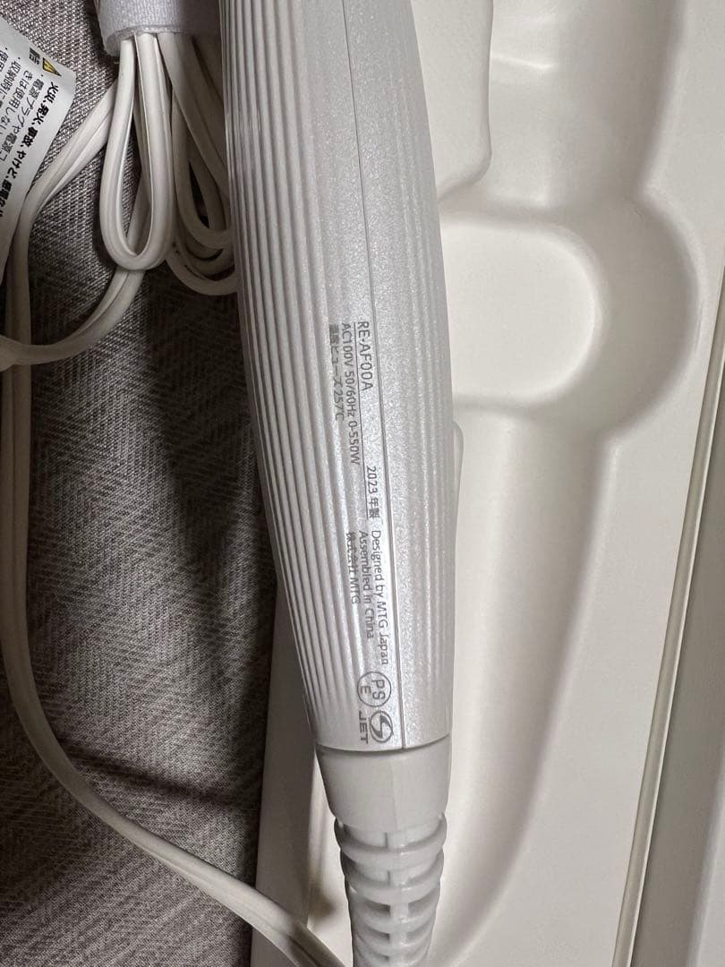 ReFa CARAT カールヘアアイロン ホワイト　リファ　カールアイロン