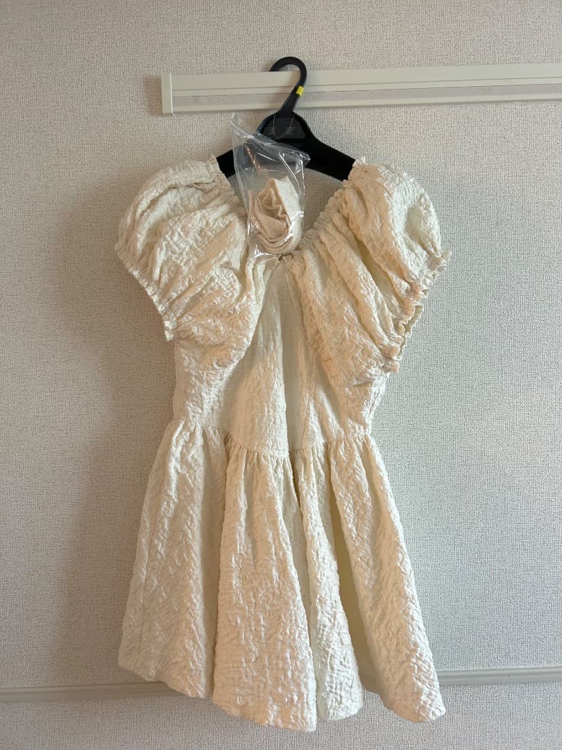 THE TOE 白ワンピース