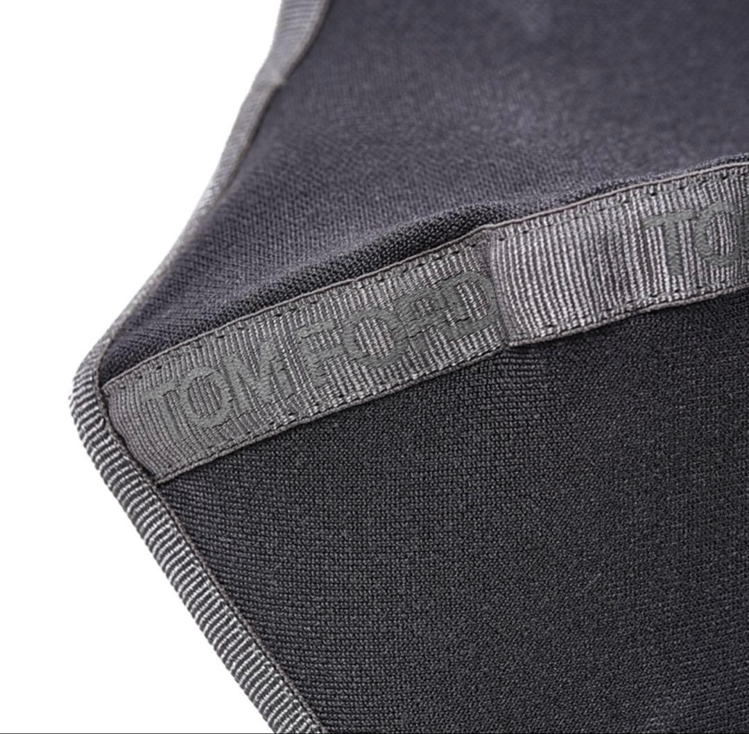 トムフォードTOM FORDマスク Sサイズ新品未使用 巾着付き カラーブラック