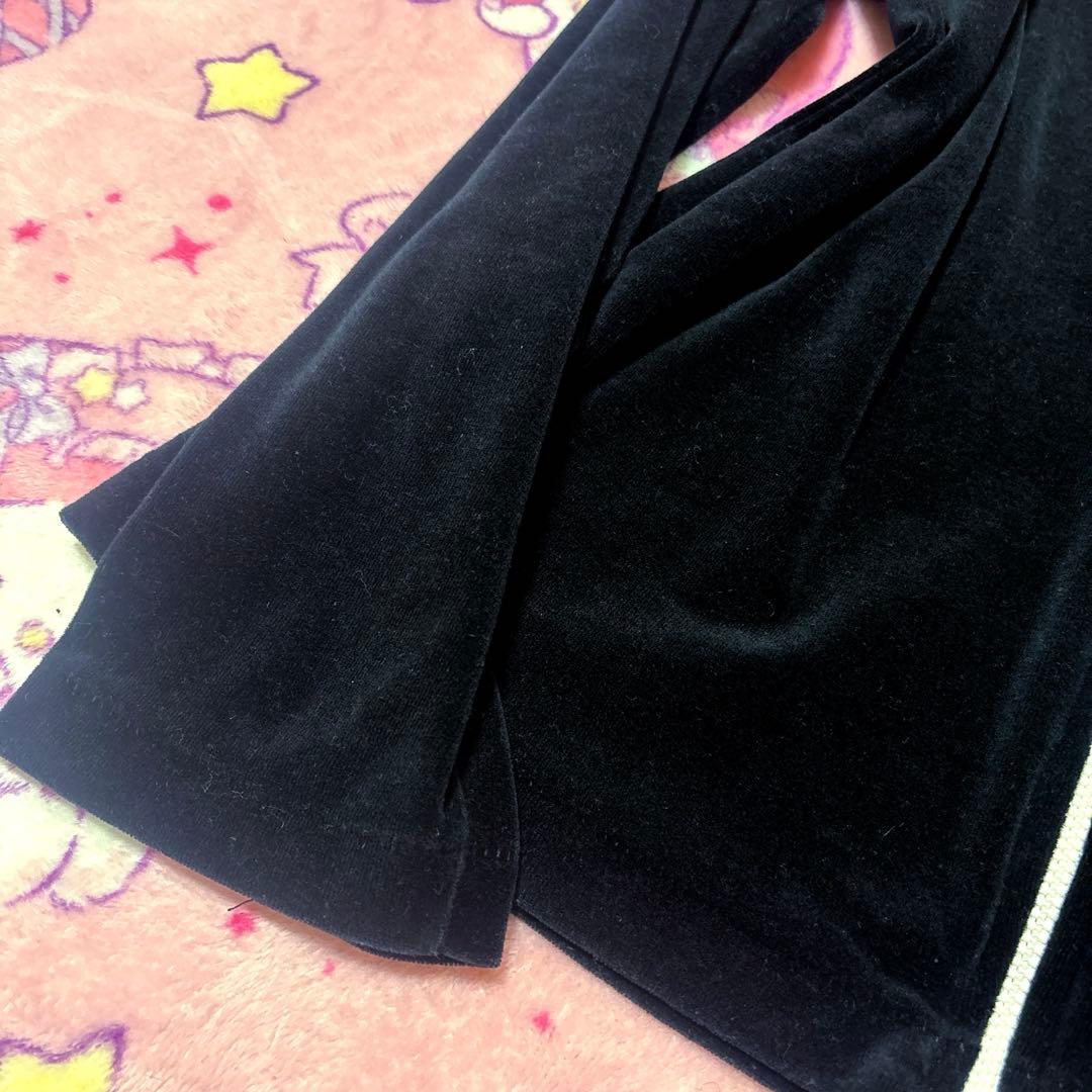 プトマヨ　ベロアパーカー