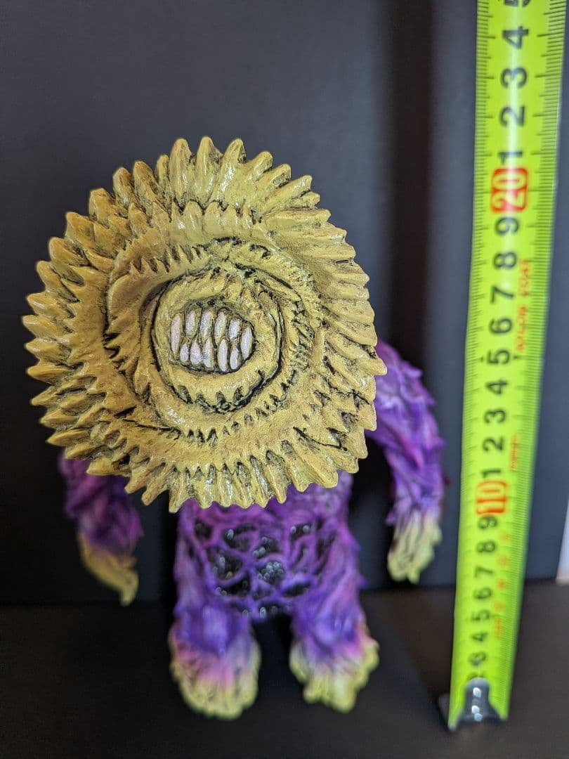 暗黒エンターテイメント 植物怪獣 乙式　ソフビ