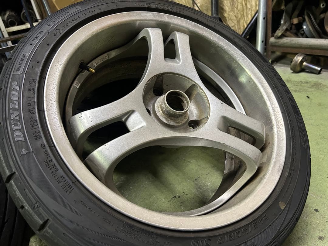 17インチ スーパーアドバン