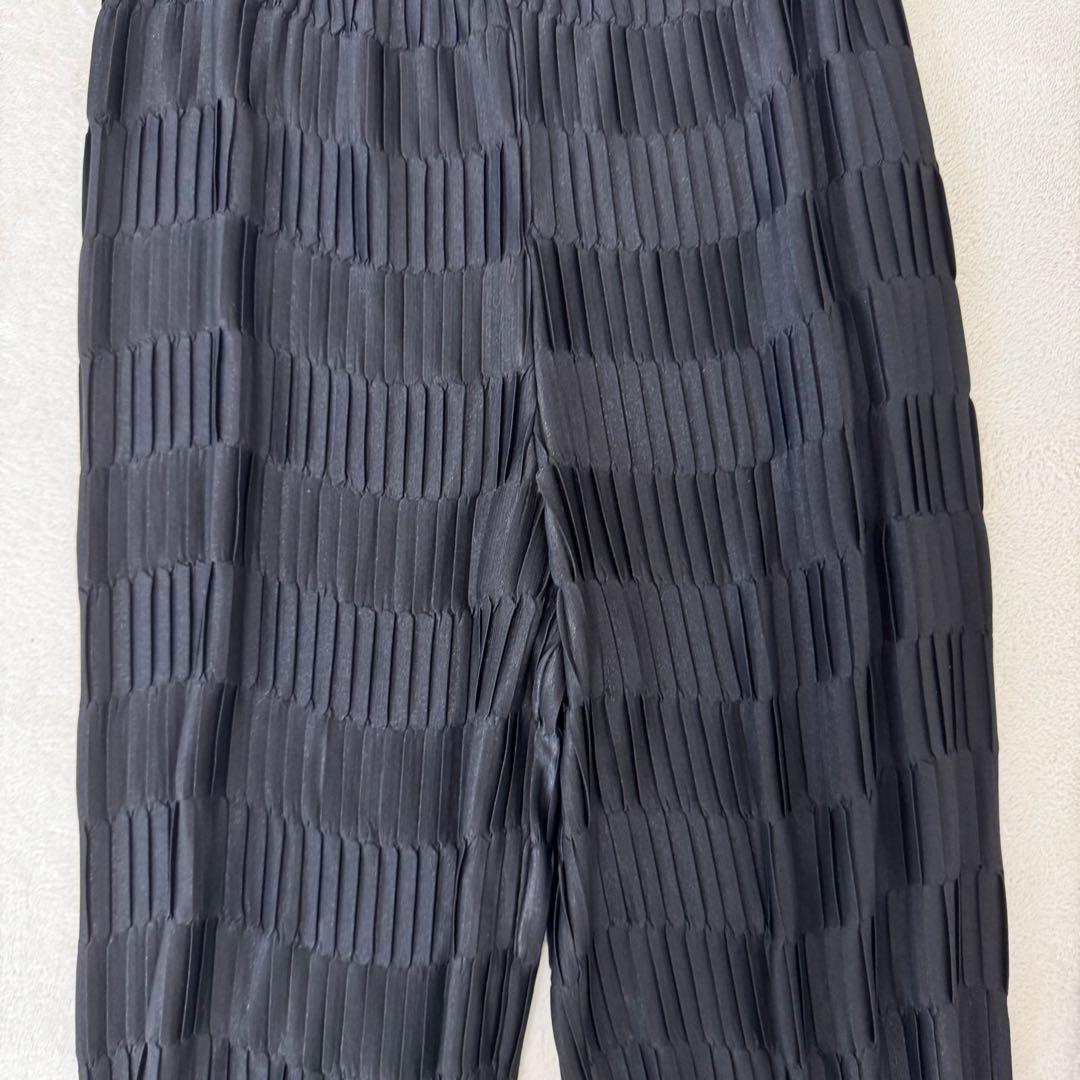 極美品✨ISSEY MIYAKE 銀タグ　プリーツ　ボトムス　ブラック