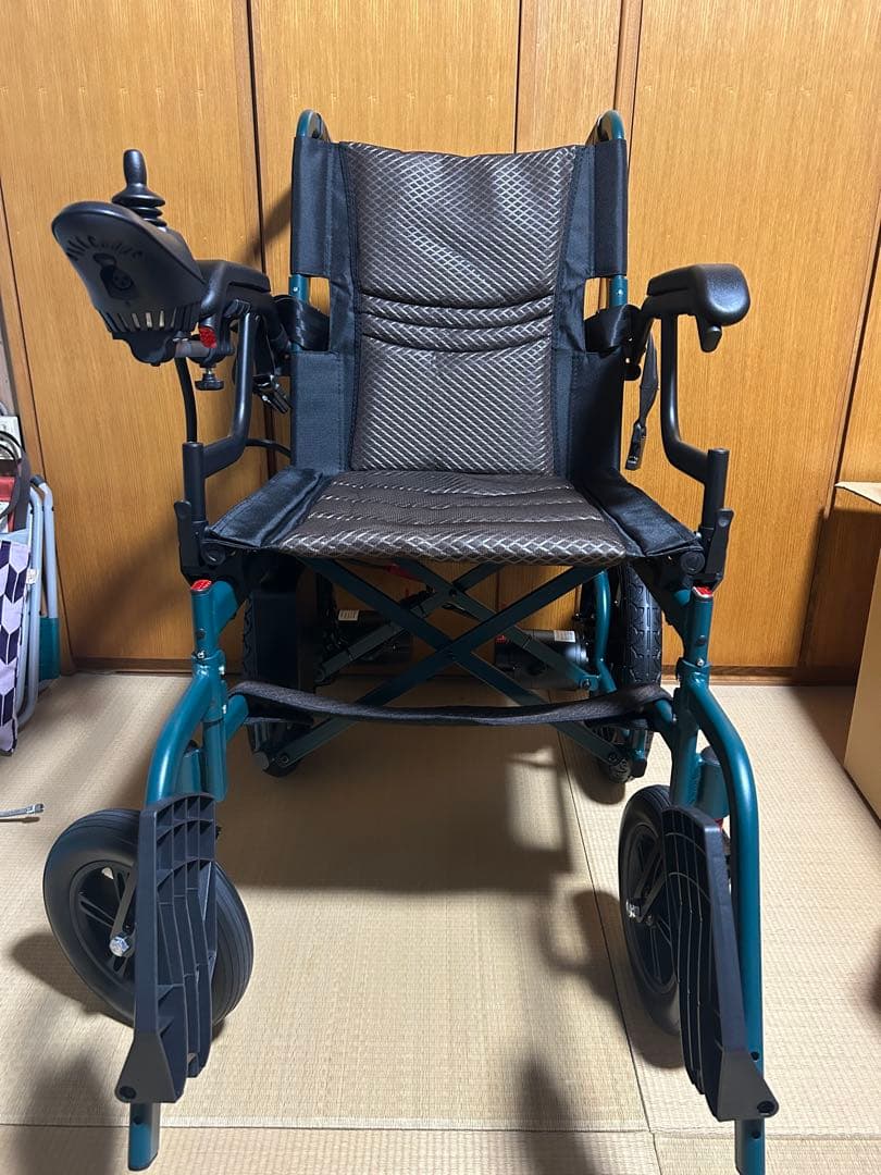 自走用電動車椅子 PSE認証済み 折りたたみ可能　介護兼用