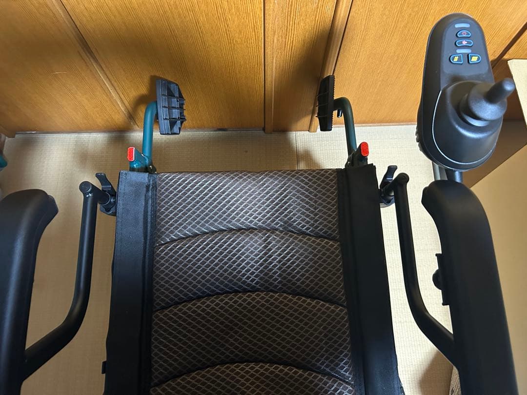 自走用電動車椅子 PSE認証済み 折りたたみ可能　介護兼用