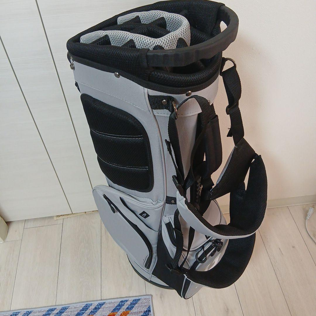 LOVACE スタンドキャディーバッグ新品 (発送は23日以降)