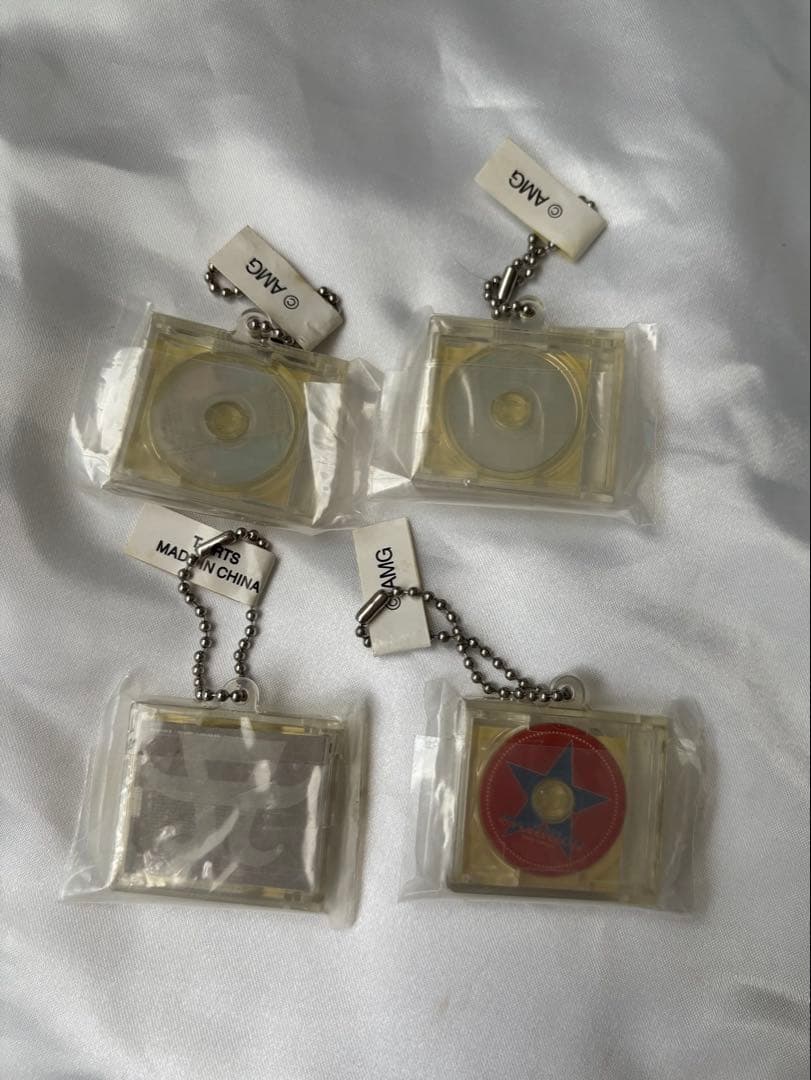 【Kazuto85さま専用】浜崎あゆみ CD ミニチュア キーホルダー ガチャ