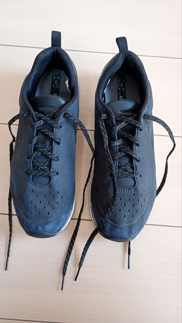 SPDサイクルシューズとSPDビンディングペダル（クリート付）のセット