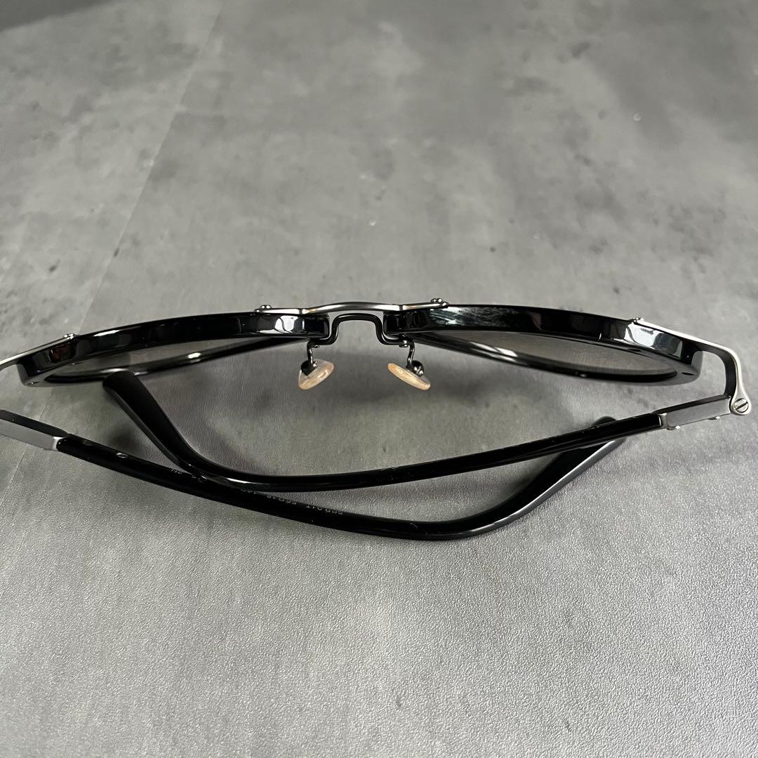 PRADA（プラダ）サングラス OPR 01TS 黒　ブラック