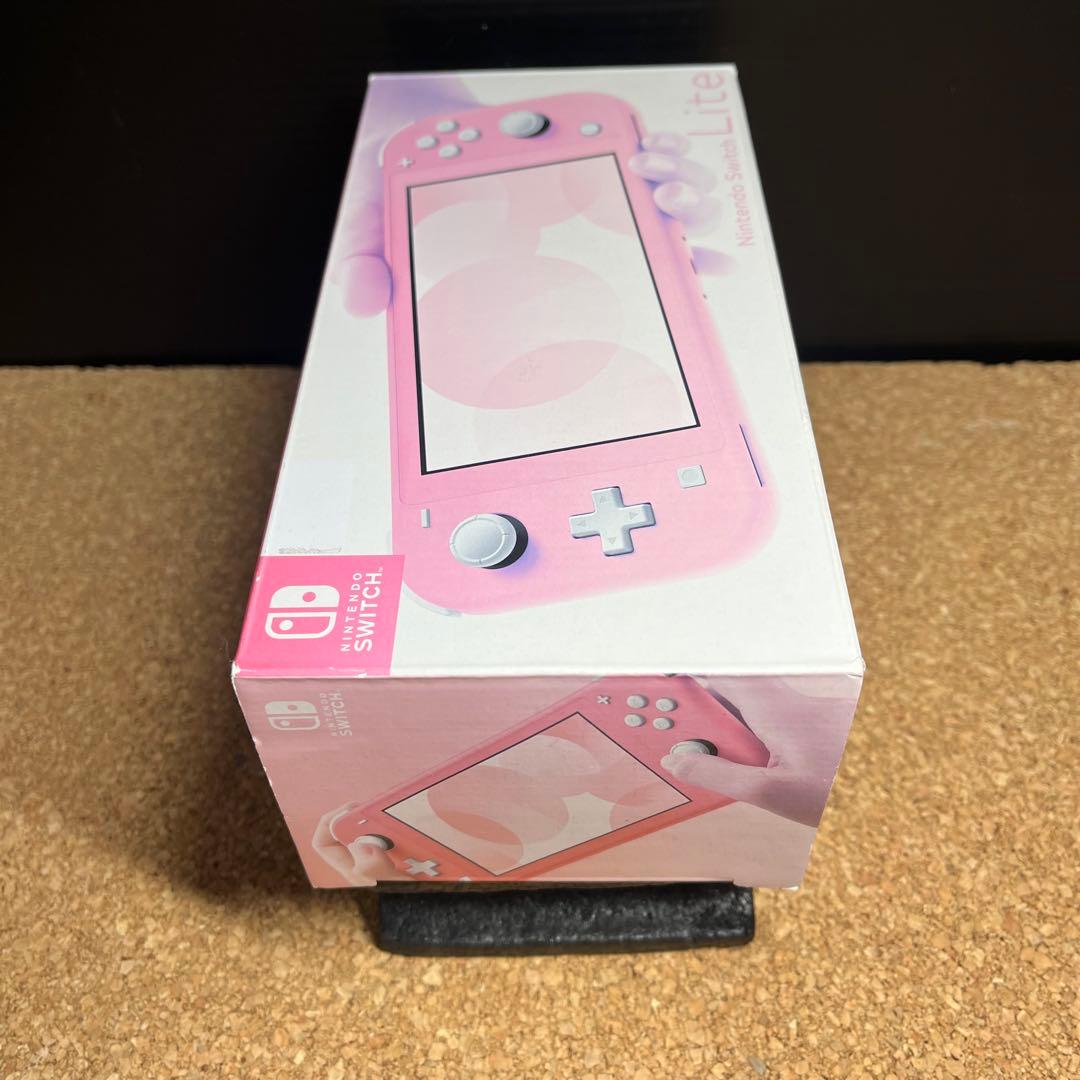 【新品未使用】Nintendo Switch Lite 本体 ピンク/Coral