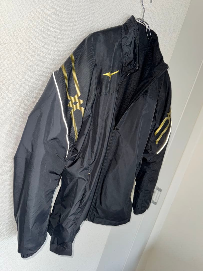 MIZUNOミズノ　トレーニングウェア上下セット　ブラック　ゴールド