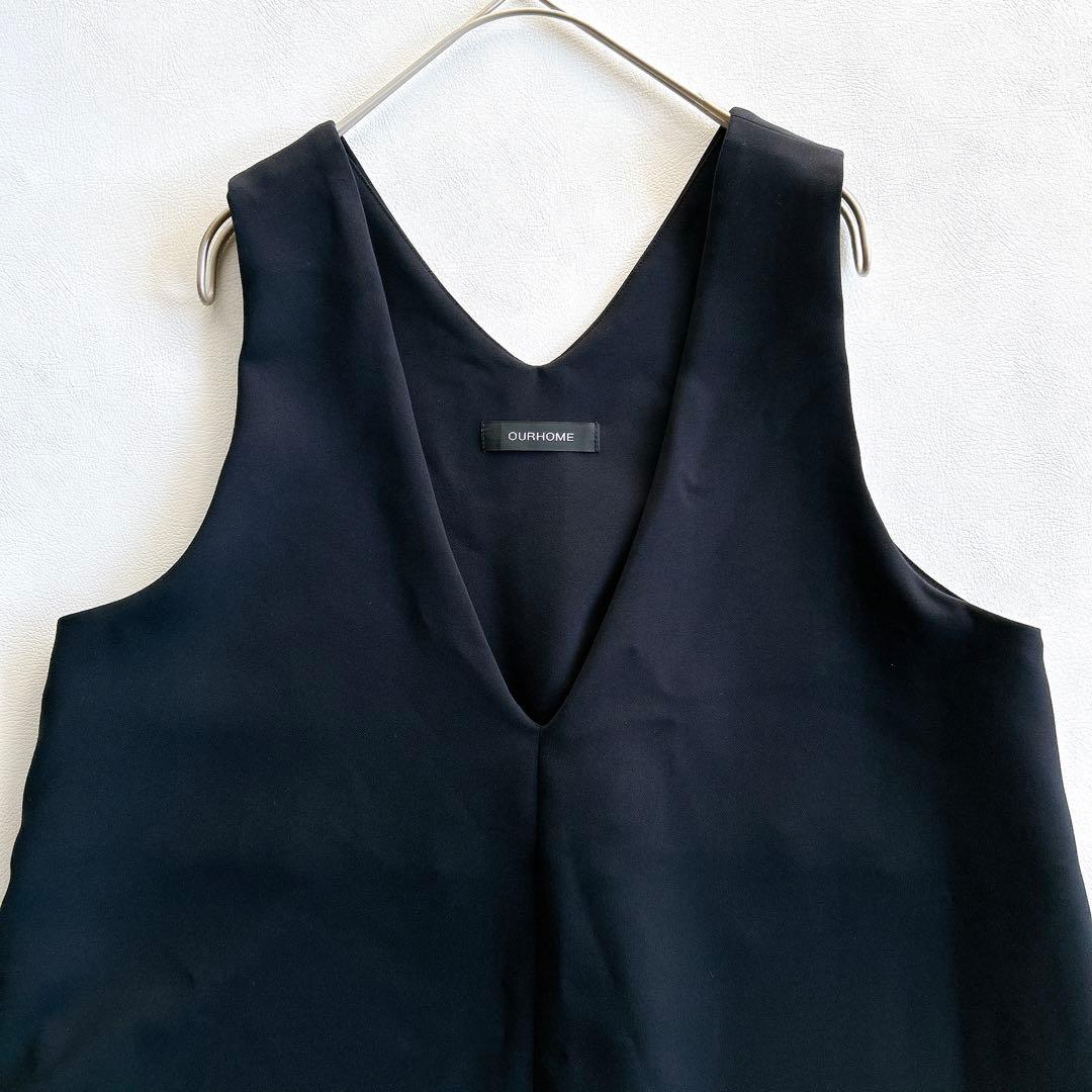 美品☆OUR 〔新型〕綺麗なシルエットのワンピース　ダークネイビー