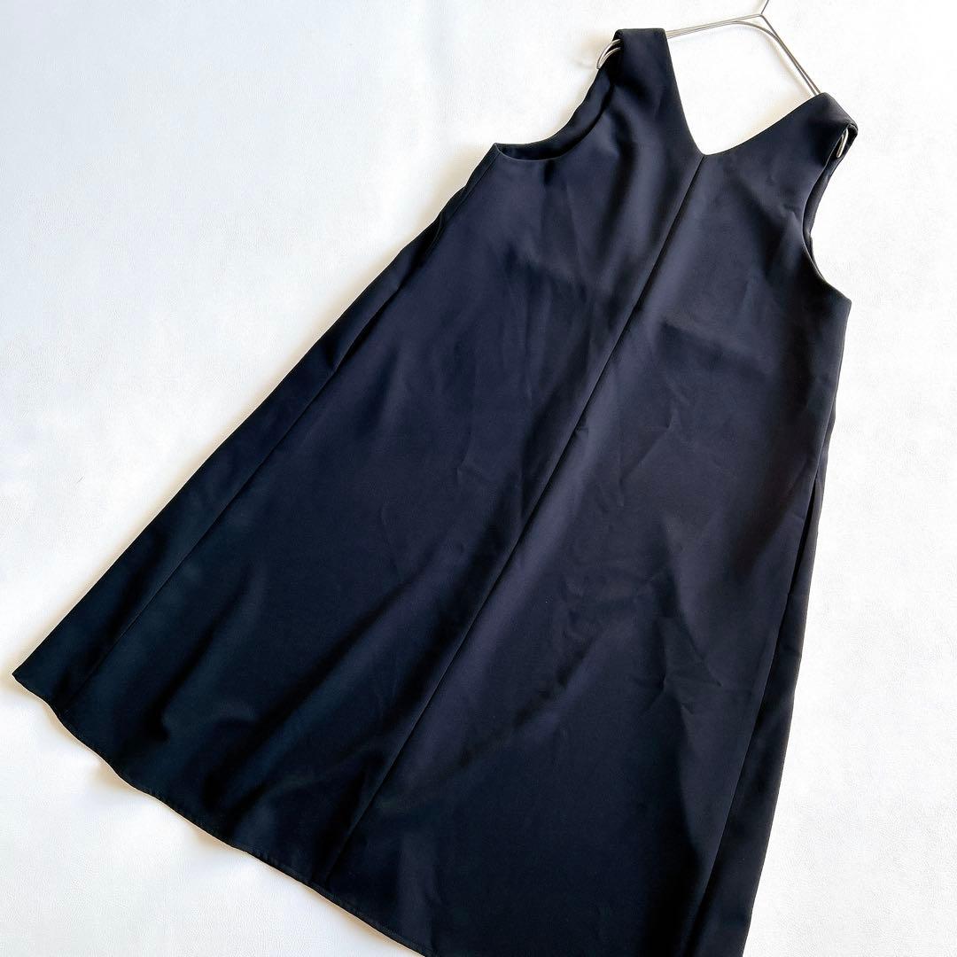美品☆OUR 〔新型〕綺麗なシルエットのワンピース　ダークネイビー
