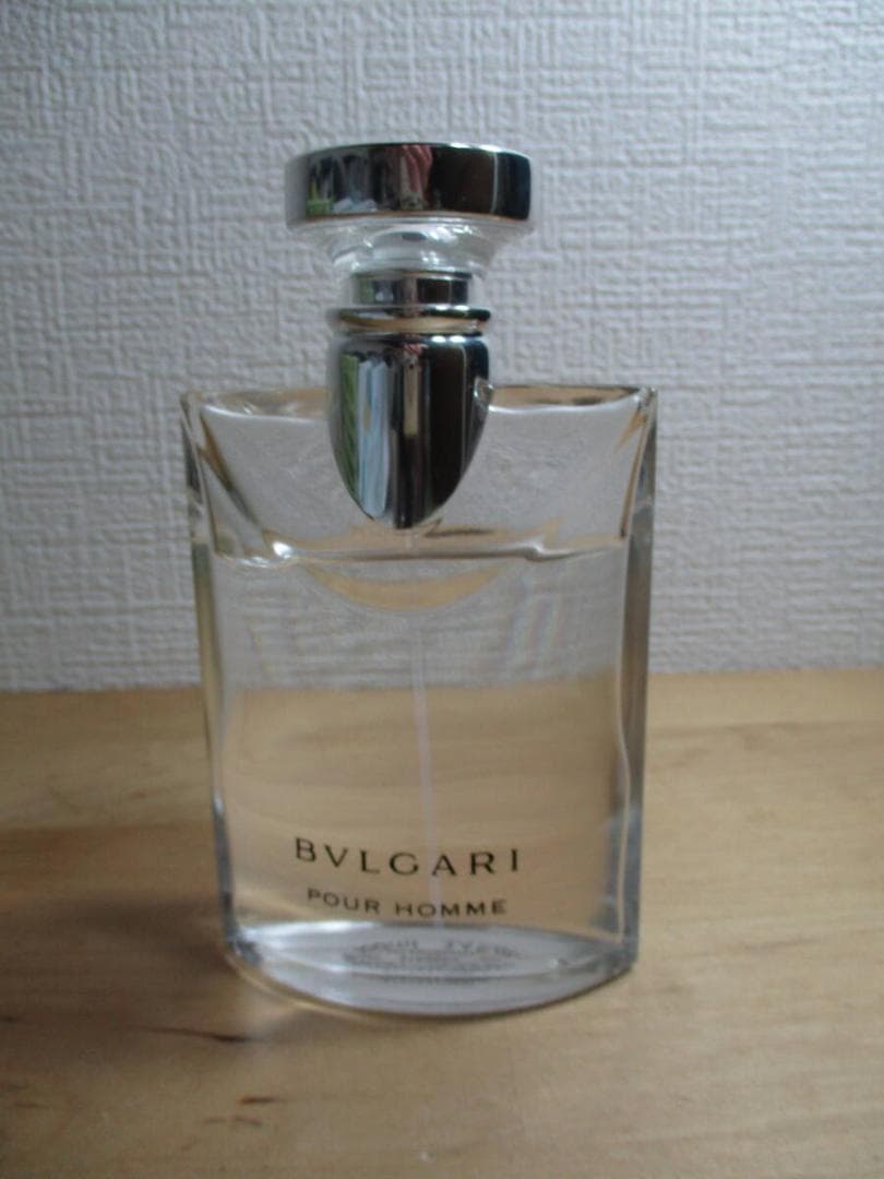 ブルガリ　プールオム　１００ｍｌ　ＥＤＴ　８割