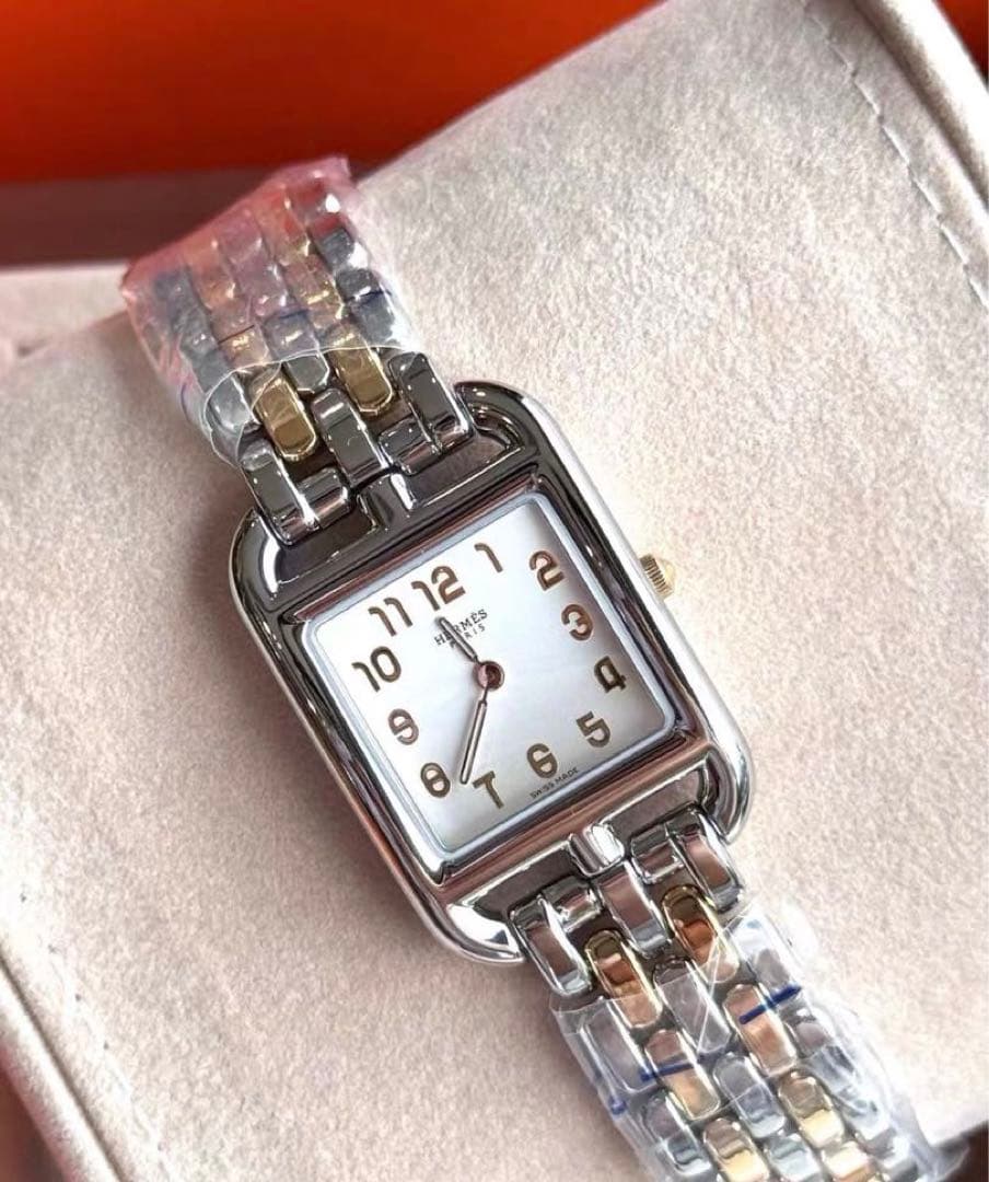 エルメスレディース ケープコッドゴールド スクエア腕時計ゴルド新品未使用31mm