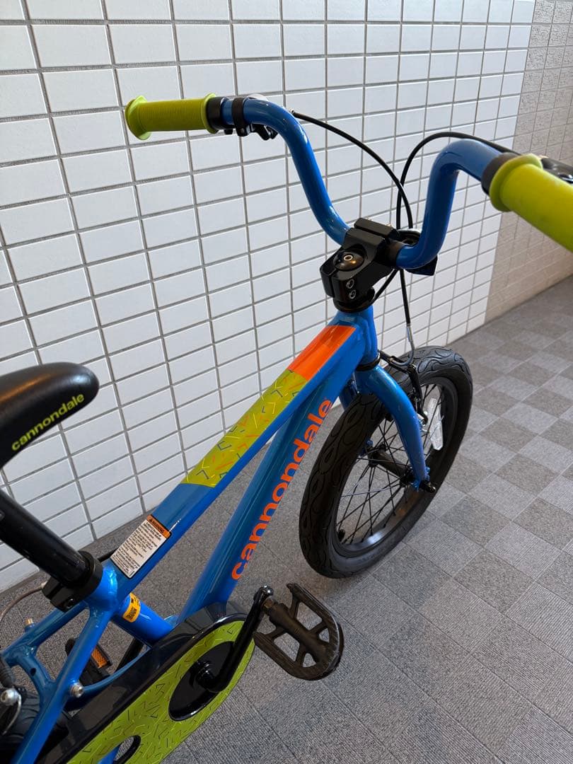【都内受渡し希望】キャノンデール　子ども用自転車 16インチ 補助輪付き