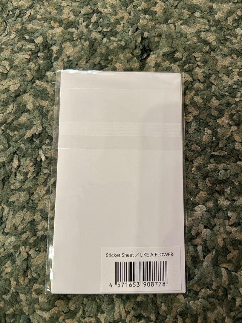 新品未開封 LANA アリーナツアー ライブ Tシャツ、シュシュ、ステッカー