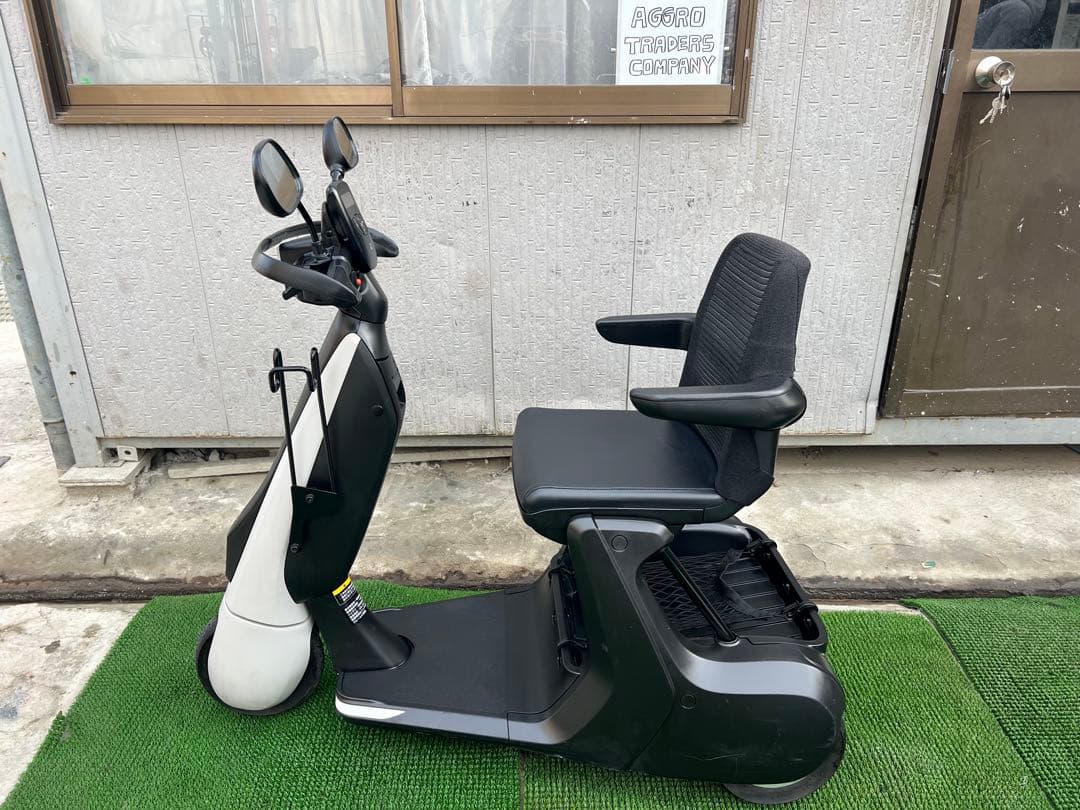 トヨタ　C+WALK S 電動カート