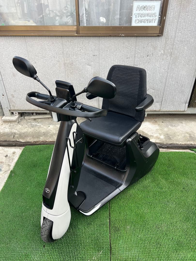 トヨタ　C+WALK S 電動カート