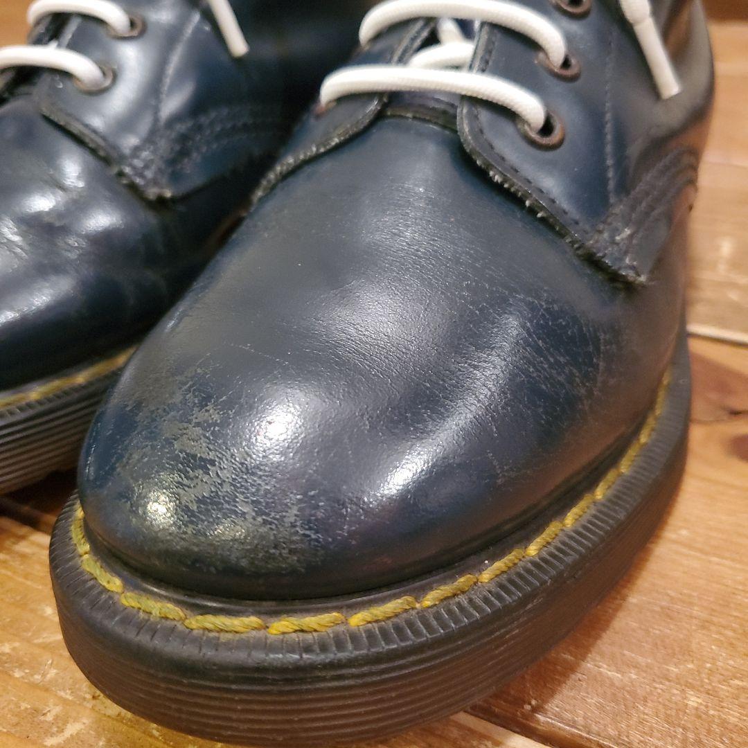 【ホワイト社×ネイビー】英国製 ドクターマーチン 8ホール UK4