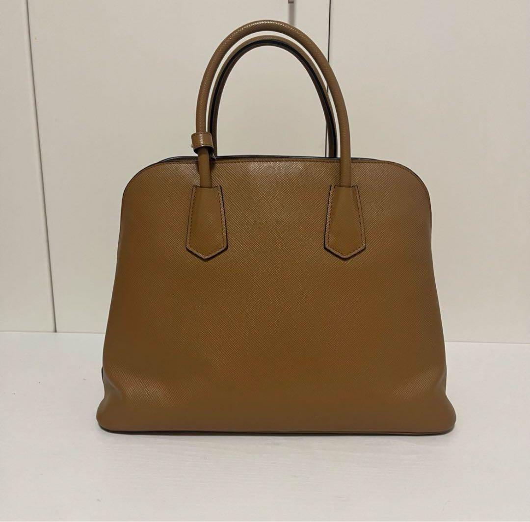 PRADA バッグ キャラメル