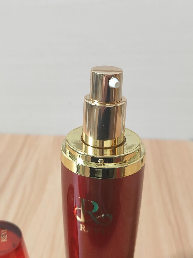 REVI ルヴィ パーフェクトモイストエッセンス 50mlフェイス美容液セラム