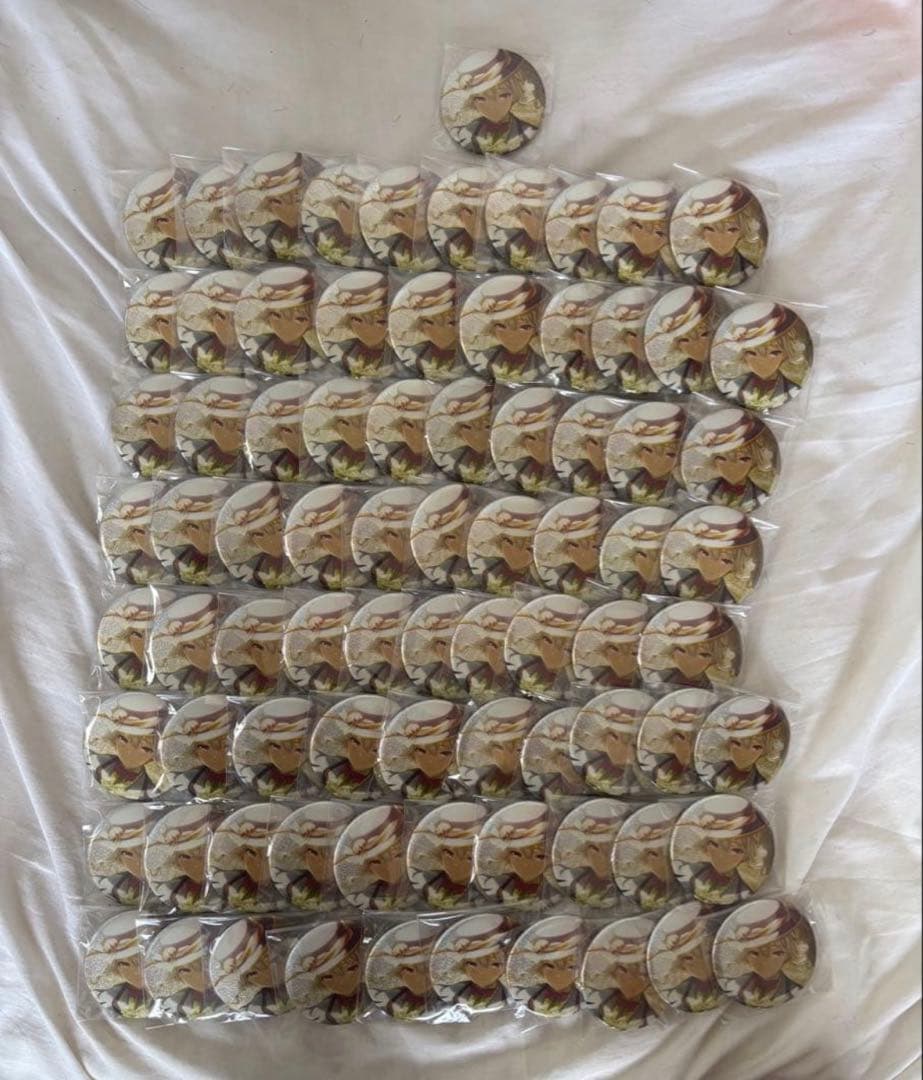 ぎゅな☺︎ 缶バッジ25点セット