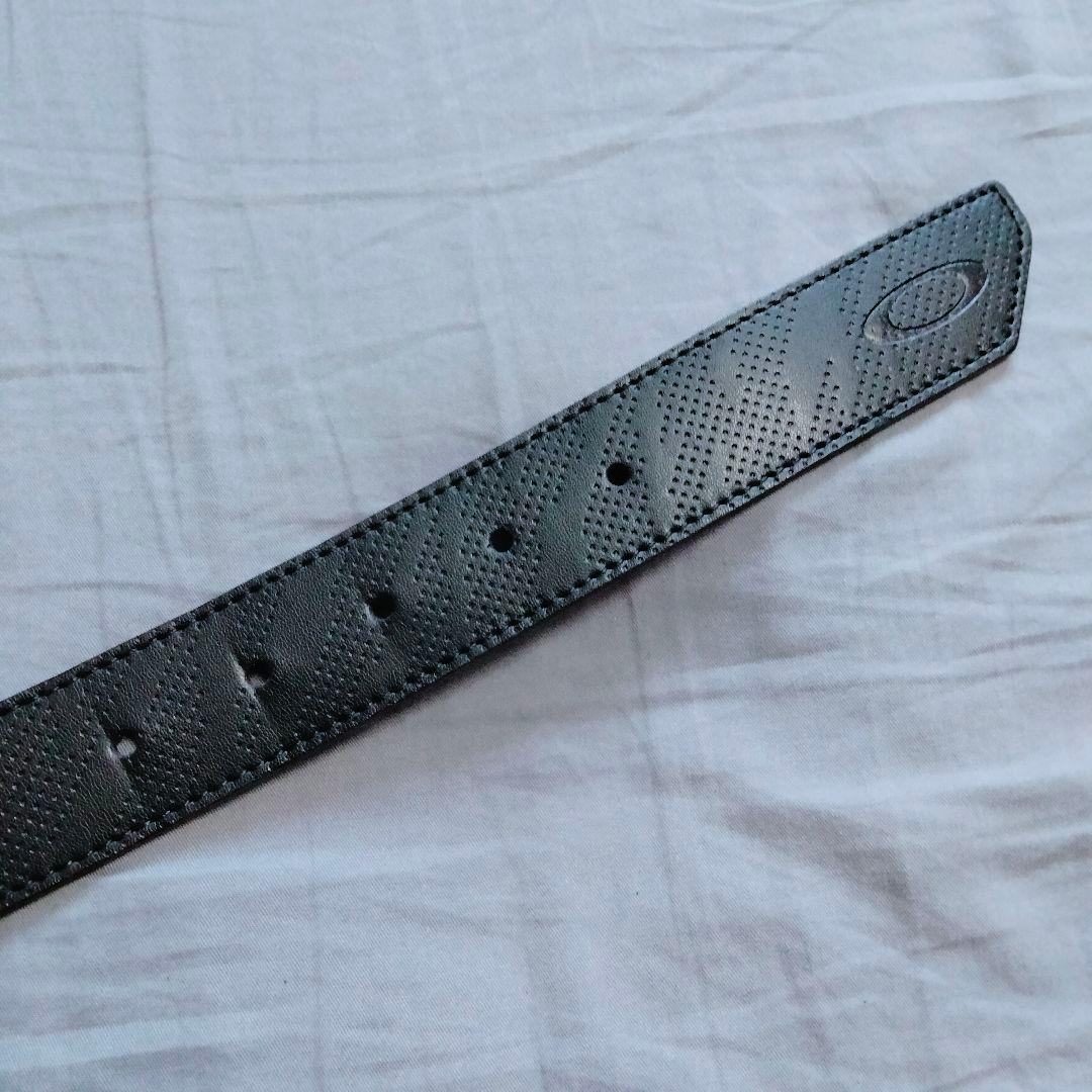 オークリー　ゴルフ　ベルト　ブラック　スカル