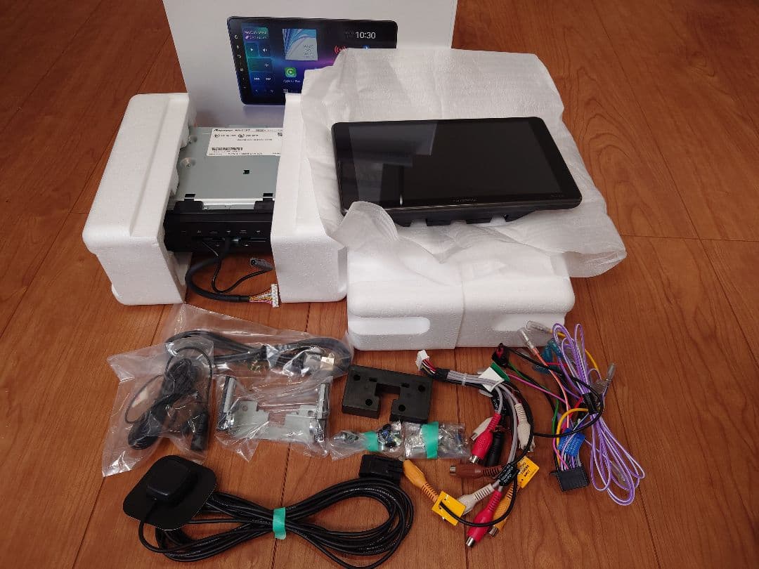 Pioneer DMH-SF600 9インチディスプレイオーディオ