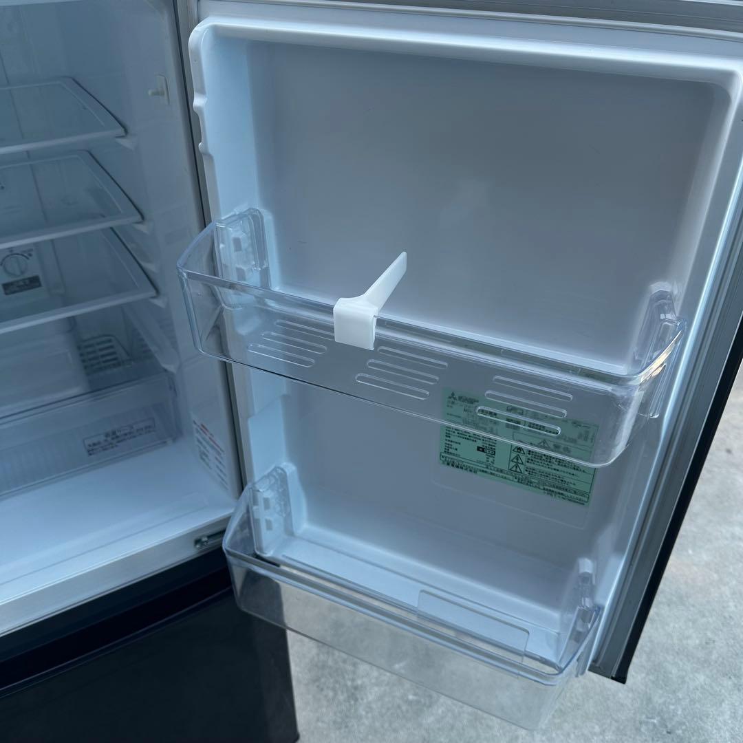 三菱 ノンフロン冷凍冷蔵庫 MR-P15D-B 2019年製