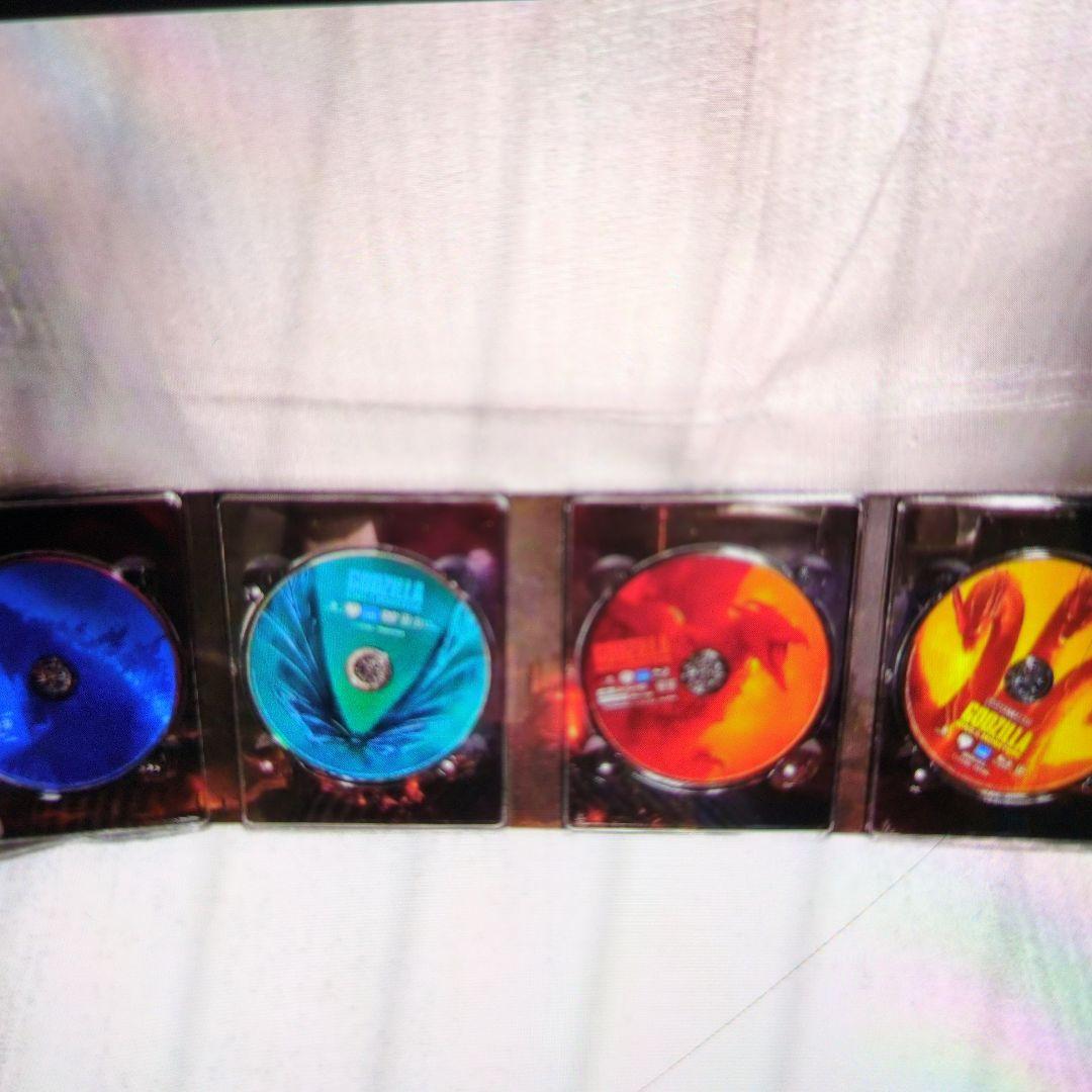 ゴジラ。キングオブ.モンスターズ.DＶD完全数量限定生産4枚組。