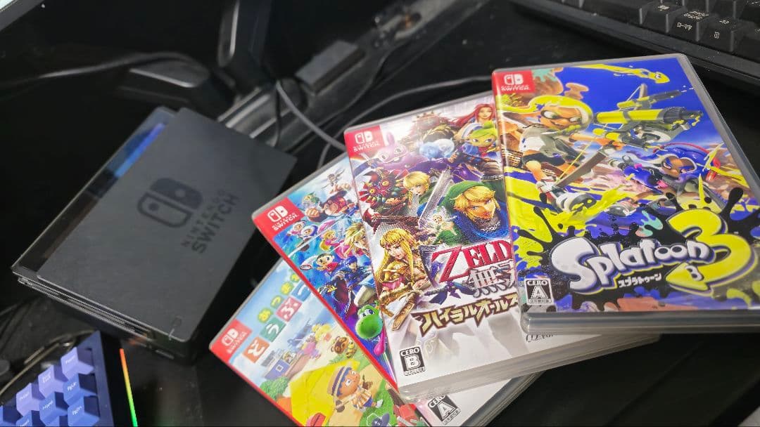 大特価‼️Nintendo Switch 本体+充電器+ゲームソフト+ジョイコン