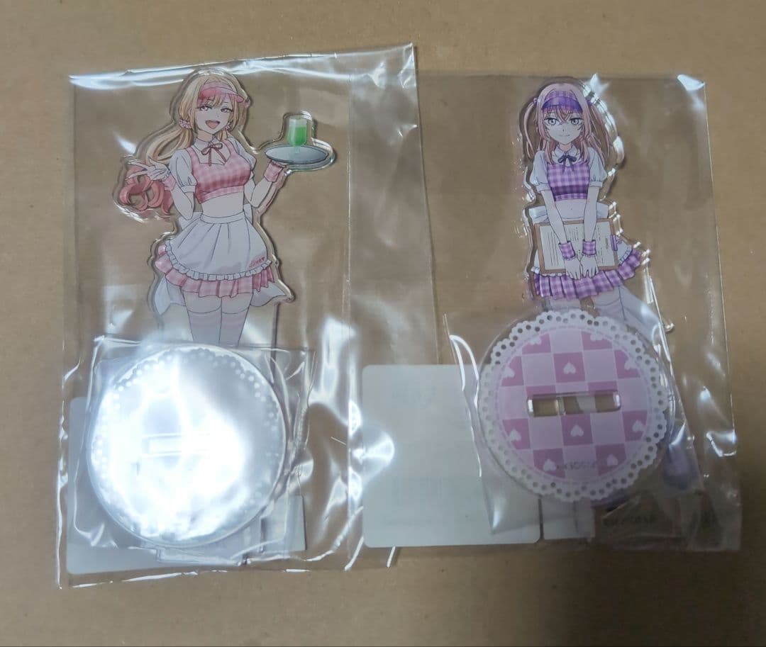 その着せ替え人形は恋をする　着せ恋　コラボカフェ　アクリルスタンド　海夢　紗寿叶