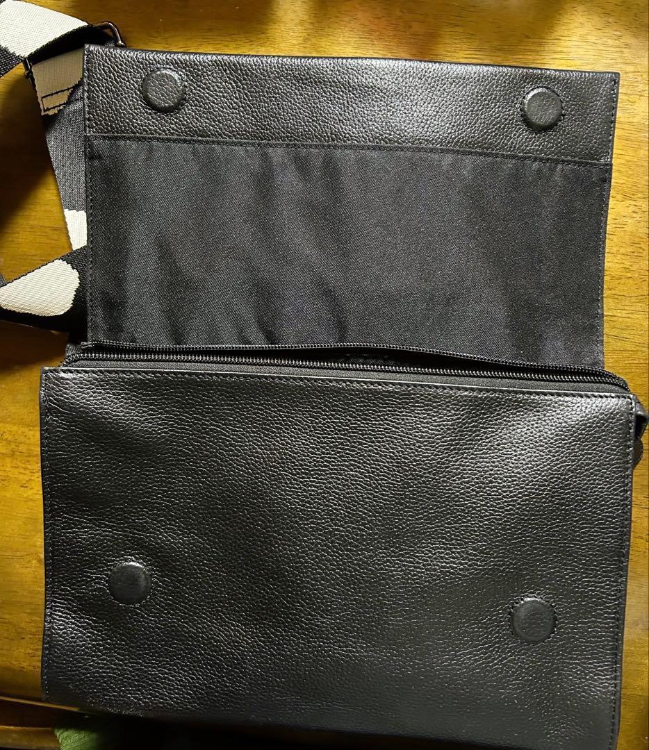 ear PAPILLONNER ワイドテープショルダー バッグ イアパピヨネ