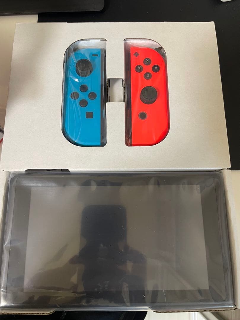 【美品】【未使用】Nintendo Switch 本体 青/赤 Joy-Con