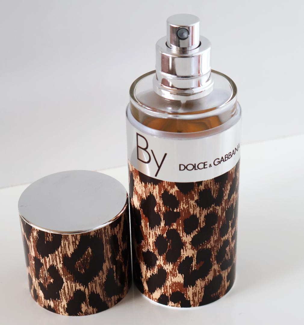 ❤️DOLCE & GABBANA WOMAN BY❤️香水　ヒョウ柄　レア香水