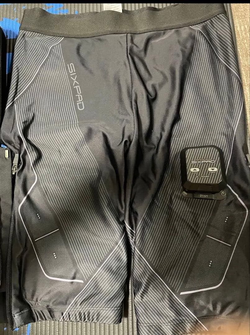 シックスパッド パワースーツ コアベルトM ヒップ&レッグL セット　美品