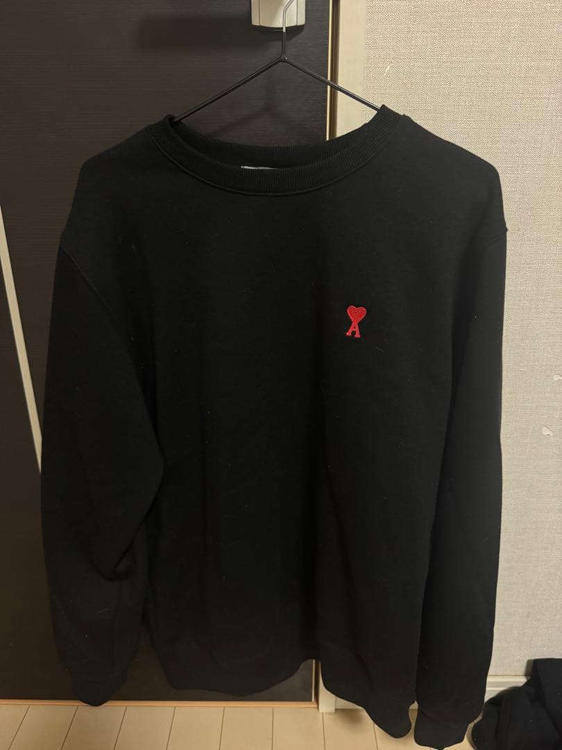 AmiParis 黒 スウェット Lサイズ 赤いリボン刺繍