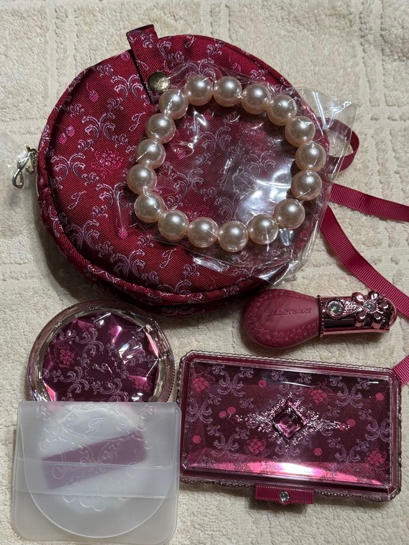 ジルスチュアート　ミッドナイトチェリー コレクション