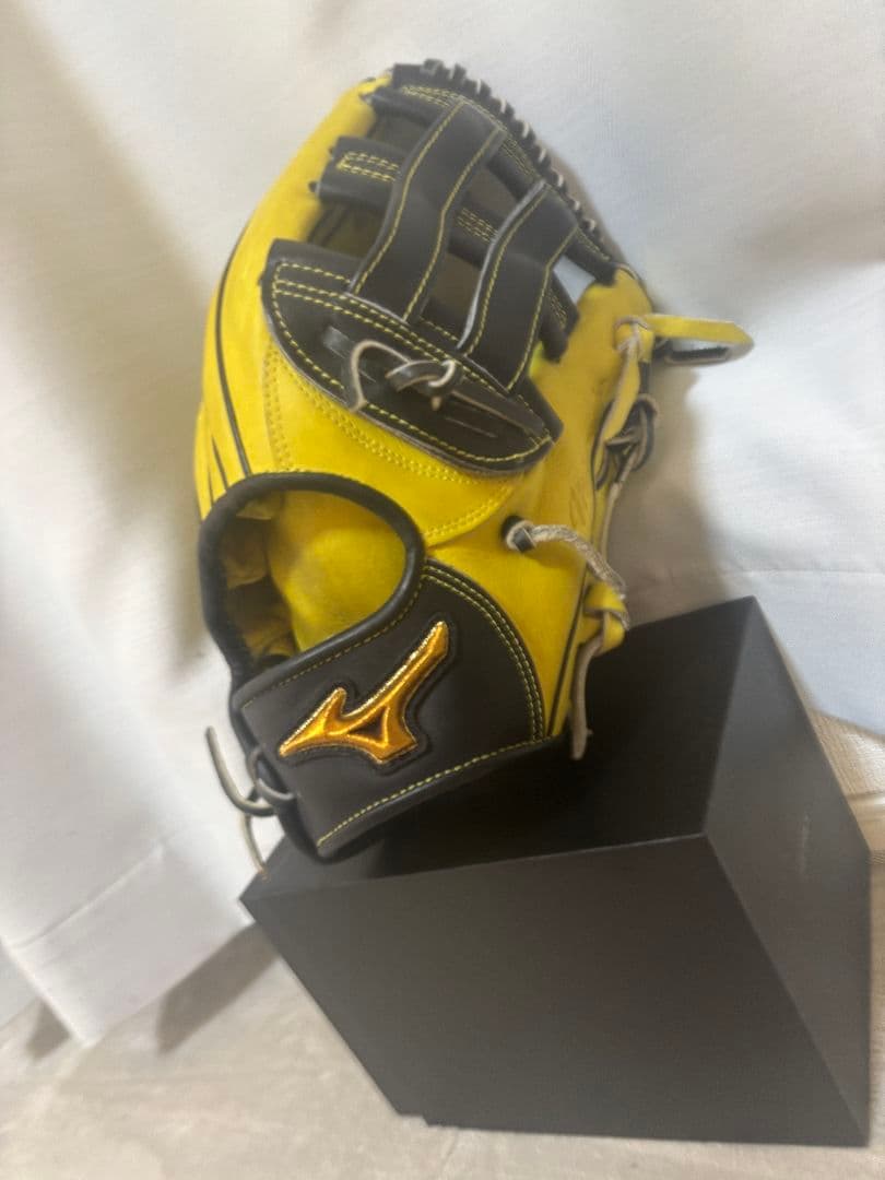 美品☆ミズノプロ 軟式 グローブ 杉本裕太郎モデル 外野用 ミズノ 右投げ用