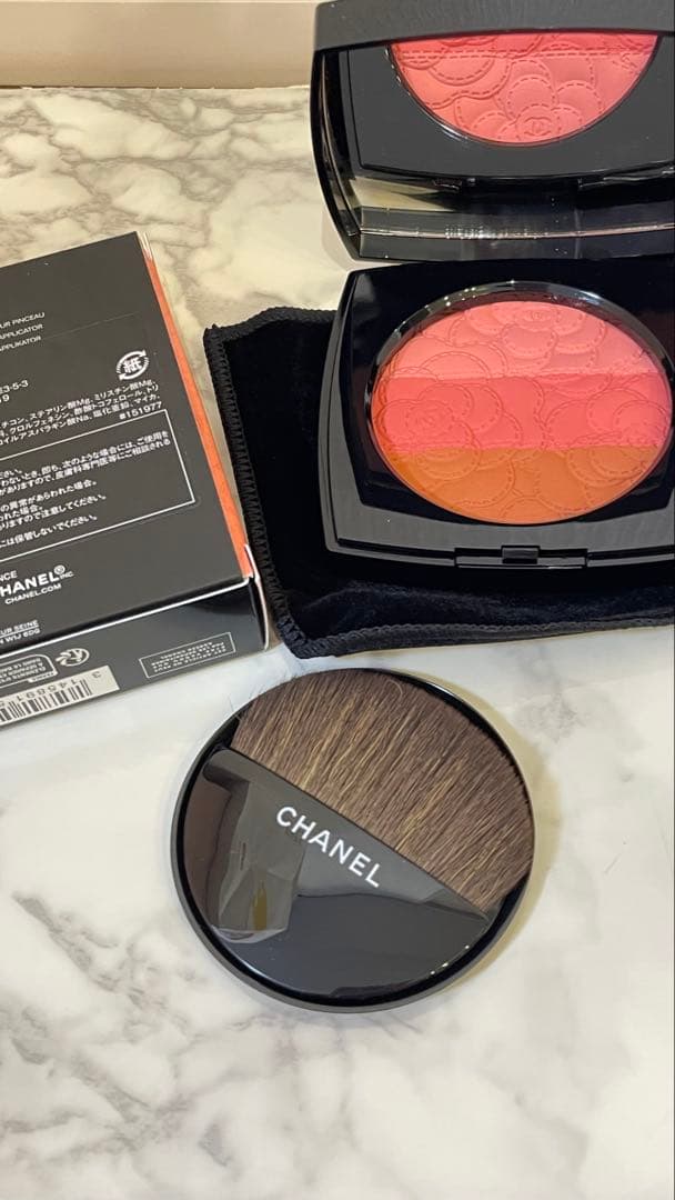 CHANEL カメリア フトゥーラ　未使用