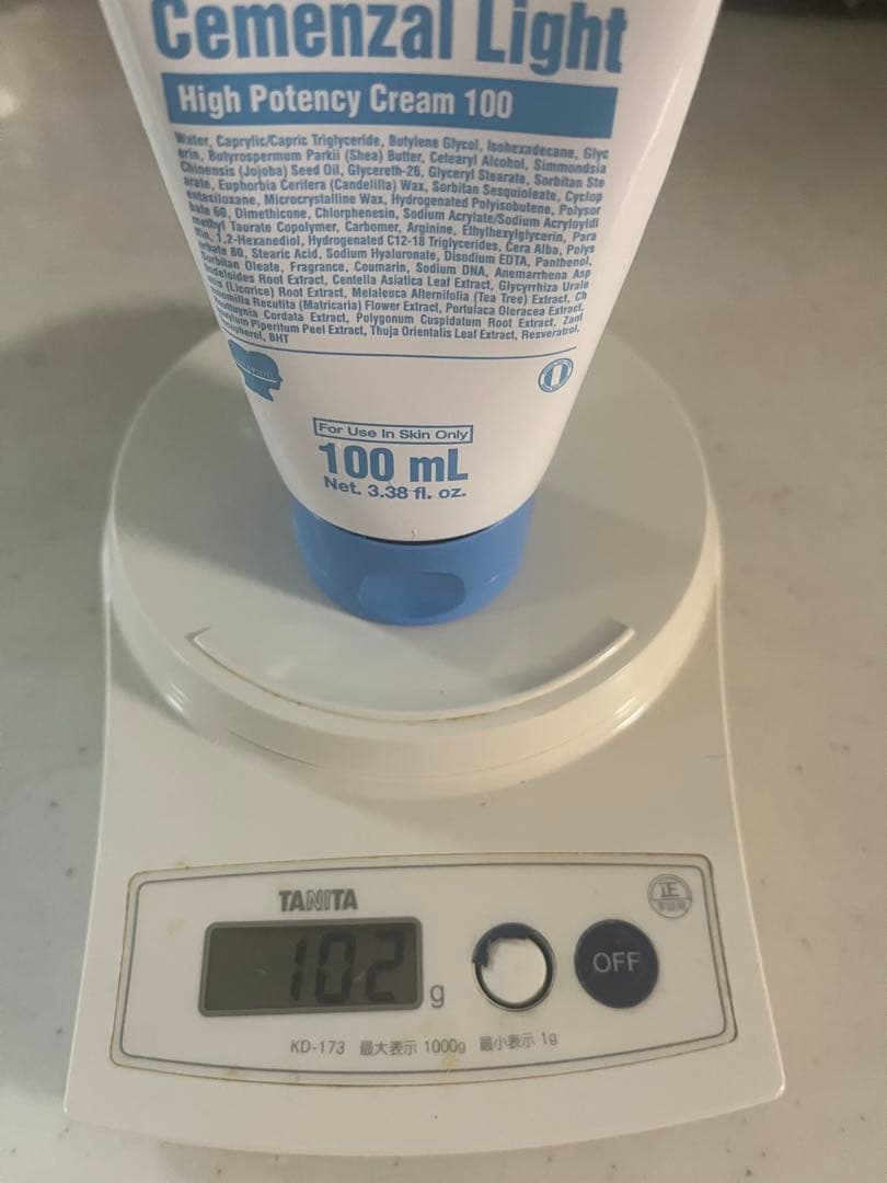 フェイスクリーム Conapidi Cemenzal Light 100mL