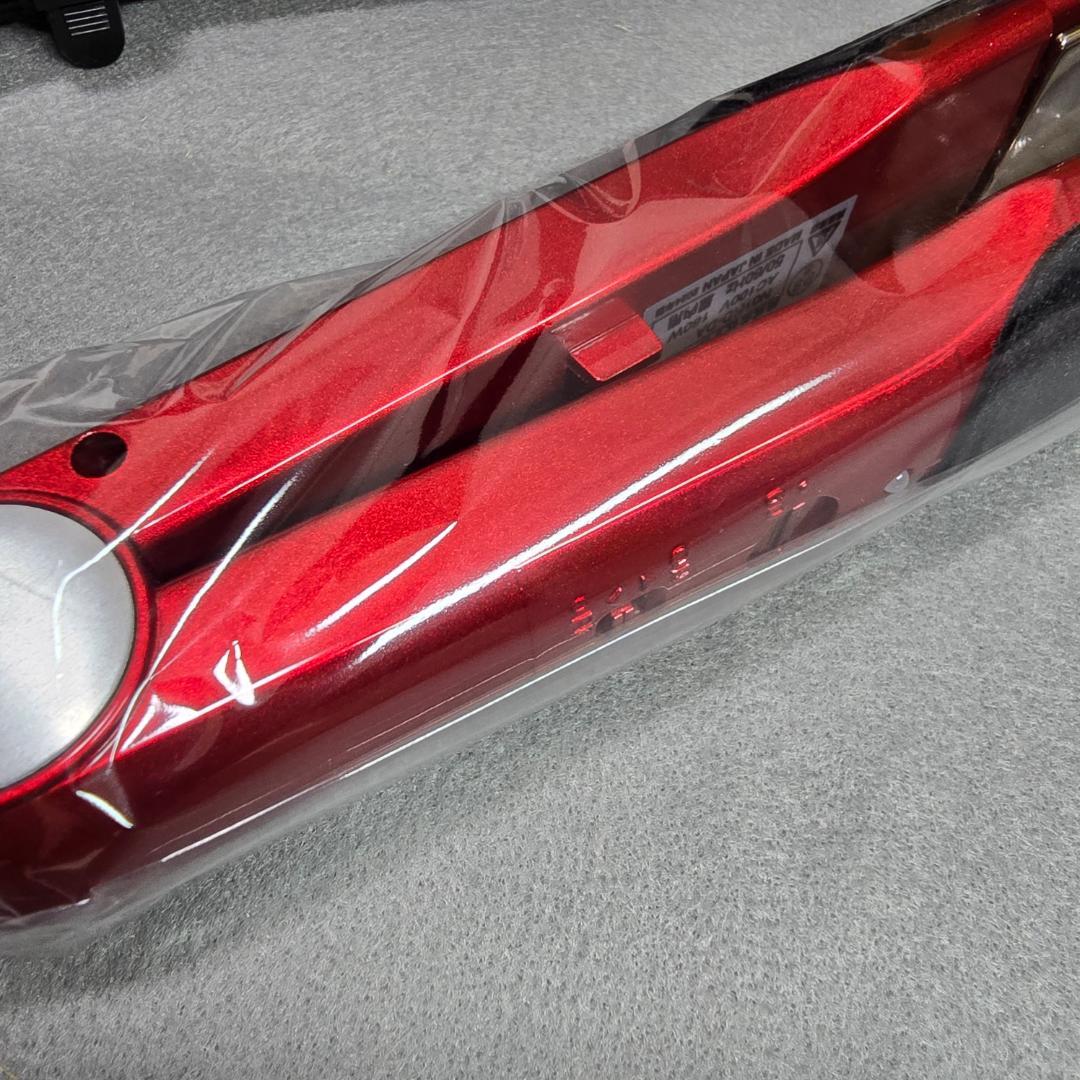 #サニープレイス 新品未使用11月購入　MGプラチナ輝髪アイロン赤