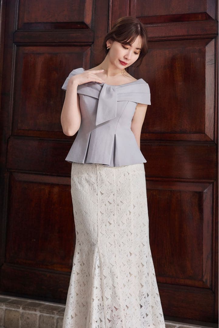 【新品タグ付き】Lily Shawl Peplum Top