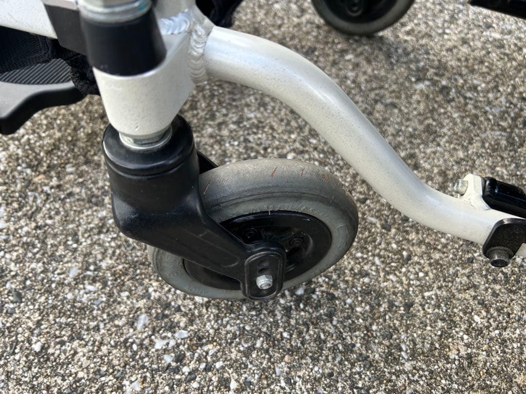 電動車椅子　ヤマハタウニィジョイエックスプラス　バッテリーセット　中古品