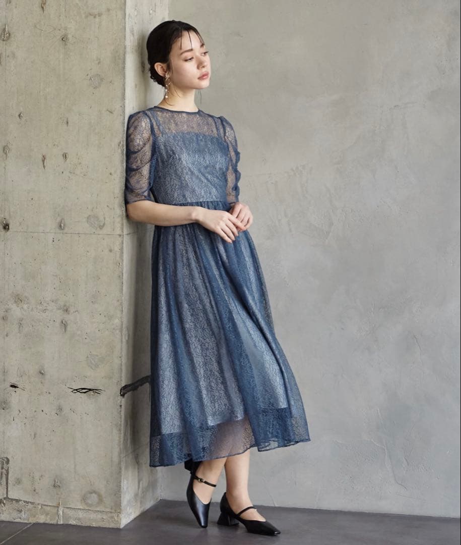 ギャザースリーブレースアップパーティードレス