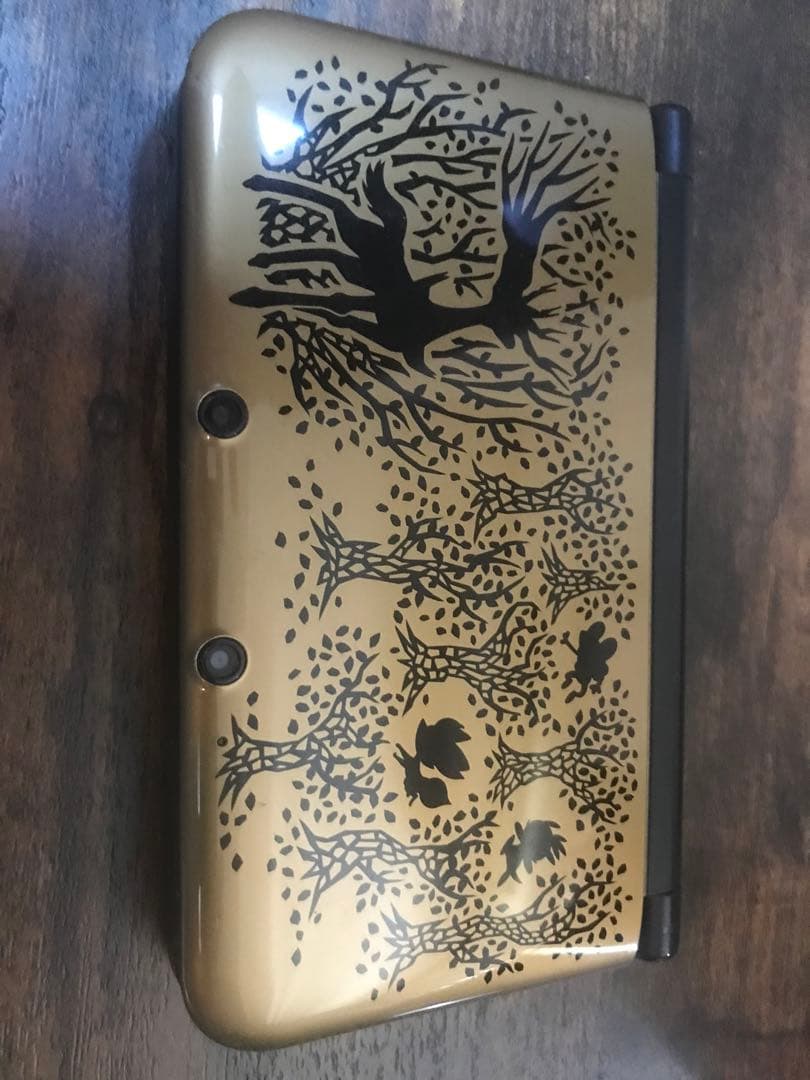 ニンテンドー3DS ポケモンXY限定モデル