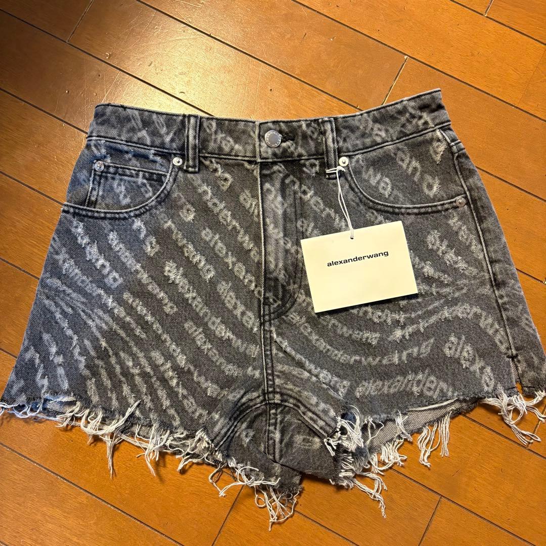 トマト【新品タグ付き】alexander wang デニム　ショートパンツ
