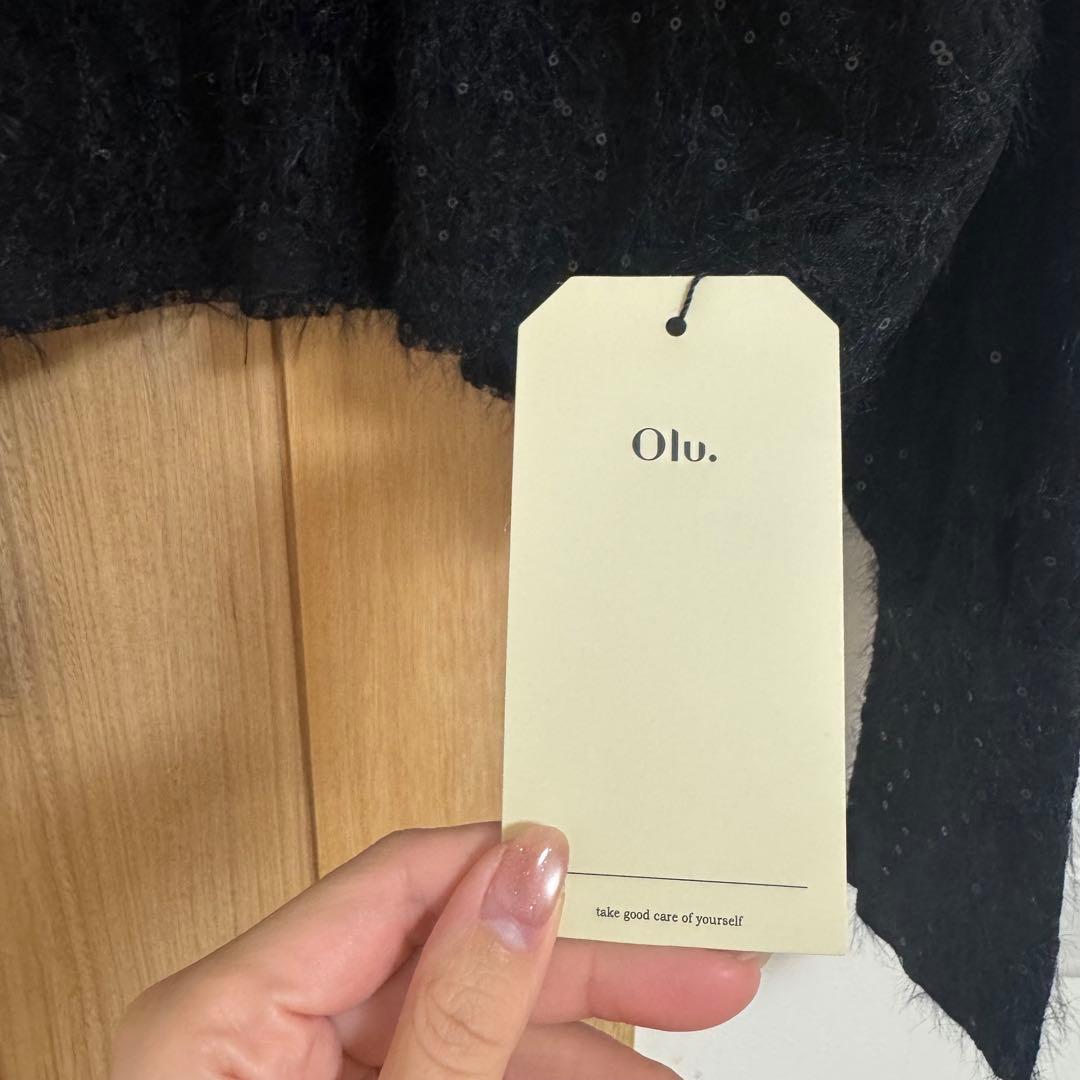 【新品未使用・タグ付き】Olu. スパンコールレースリボンタイブラウス