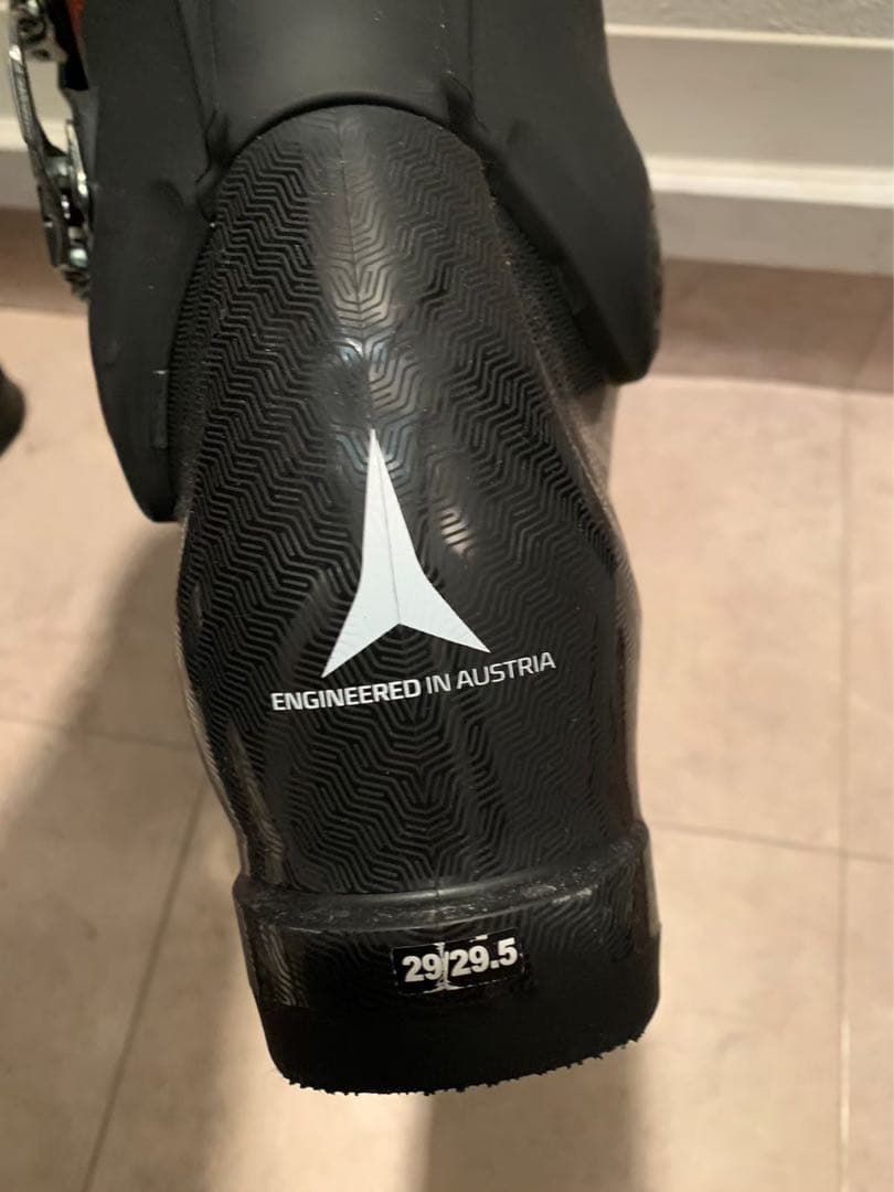 【緊急大幅お値引き‼️】ATOMIC スキーブーツ HAWX R90 MAGNA